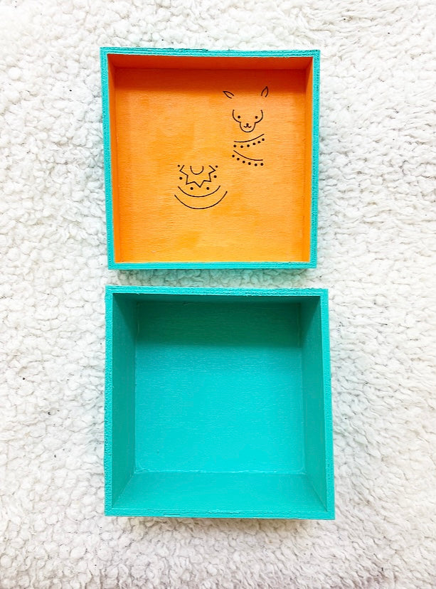 Seafoam Llama Box